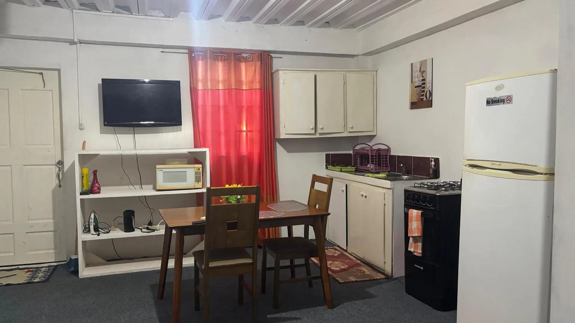 Alfred Apartments Scarborough 0*,  Trinidad ve Tobago